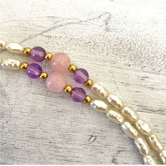 Faux freshwater pearl pink and purple necklace - Picture 8 of 9